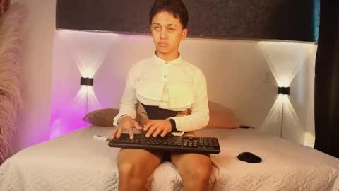 Snapshot of dante_bre chatting on 11, 3, 2025 dante_bre online show from 11, 3, 2025