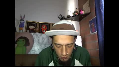 Snapshot of dante_x_5 chatting on 21, 12, 2025 dante_x_5 online show from 21, 12, 2025