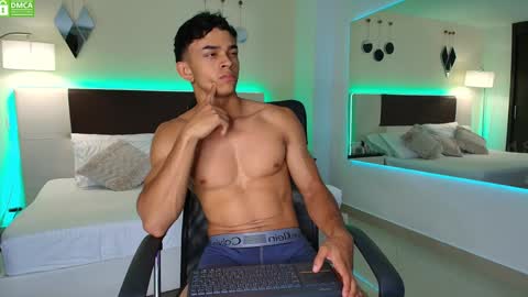 Snapshot of danteestone chatting on 21, 1, 2025 Dante online show from 21, 1, 2025
