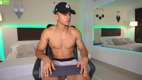 Snapshot of danteestone chatting on 25, 2, 2025 Dante online show from 25, 2, 2025