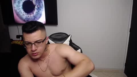 Snapshot of danteread chatting on 2, 2, 2025 danteread online show from 2, 2, 2025