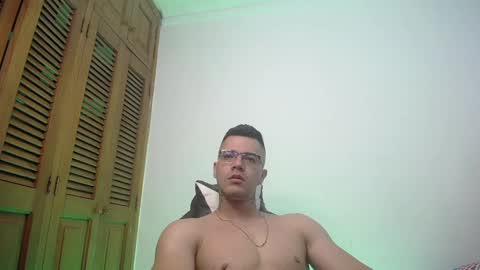 Snapshot of danteread chatting on 2, 3, 2025 danteread online show from 2, 3, 2025