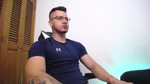 Snapshot of danteread chatting on 11, 3, 2025 danteread online show from 11, 3, 2025