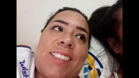 Dany And Alexa online show from 4, 2, 2025