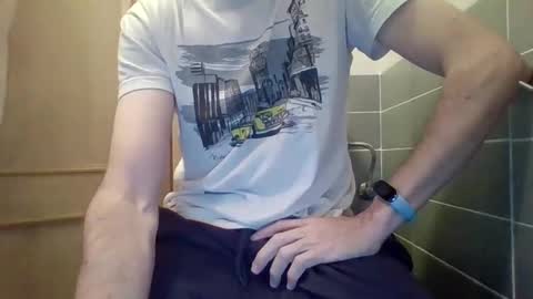 Snapshot of danydotado chatting on 23, 10, 2025 danydotado online show from 23, 10, 2025