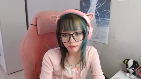 danyelleeyermann online show from 4, 5, 2026