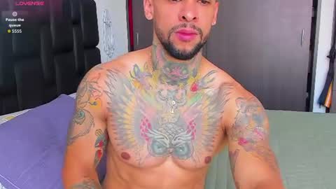 danyfitguy_ online show from 12, 6, 2026