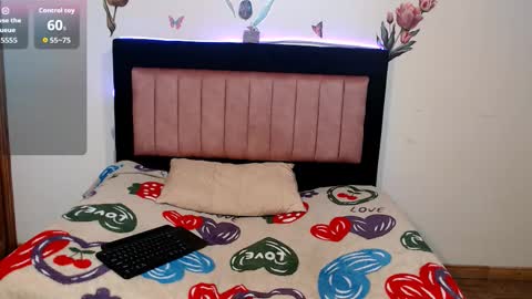 Snapshot of danyxs1 chatting on 26, 11, 2025 DANYXS1 online show from 26, 11, 2025