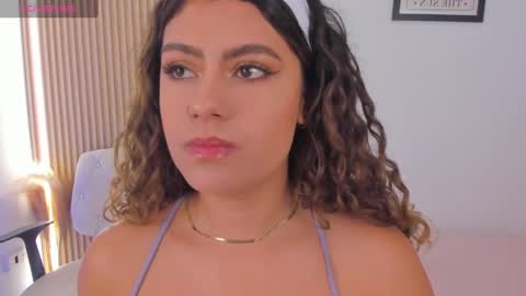 Antonella Mora online show from 2, 12, 2024