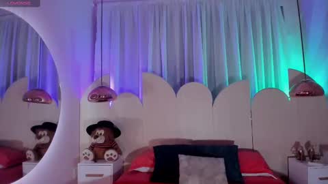Snapshot of daphne_courtis chatting on 13, 2, 2025 Daphne online show from 13, 2, 2025