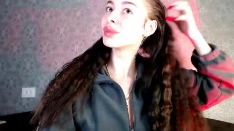 Daphne Darkthorn online show from 14, 1, 2026