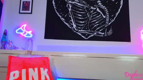 Daphne Madison online show from 11, 3, 2025