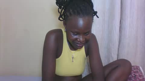 ESTHER online show from 15, 9, 2025