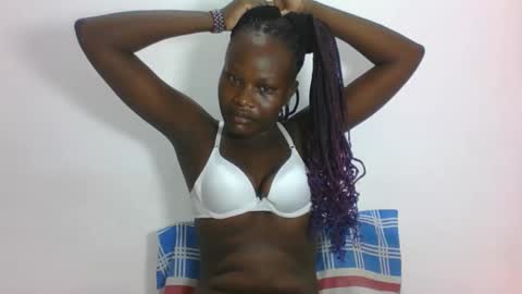 ESTHER online show from 8, 4, 2026