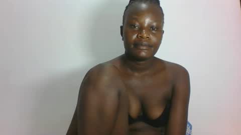 ESTHER online show from 9, 4, 2026