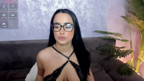 Snapshot of darciejane chatting on 16, 6, 2026 Darcie online show from 16, 6, 2026
