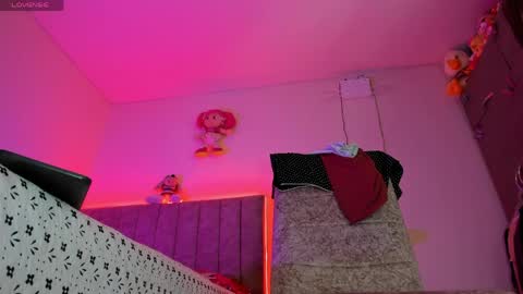 Snapshot of dariana_hot chatting on 24, 4, 2026 dariana_hot online show from 24, 4, 2026