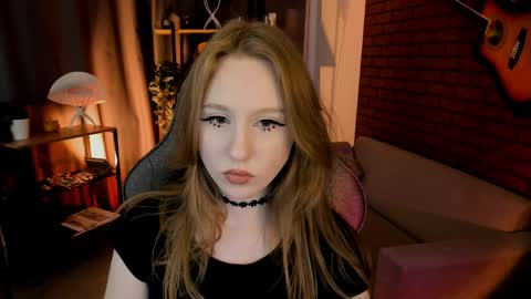 Snapshot of dariatate chatting on 2, 4, 2026 Daria Tate online show from 2, 4, 2026