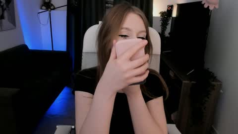 Snapshot of dariatate chatting on 5, 4, 2026 Daria Tate online show from 5, 4, 2026