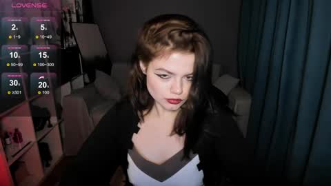 Snapshot of darina_wilson chatting on 10, 1, 2025 Dari the it woman online show from 10, 1, 2025