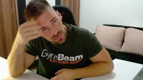 Snapshot of darius_94 chatting on 5, 10, 2025 darius_94 online show from 5, 10, 2025