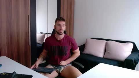 Snapshot of darius_94 chatting on 7, 10, 2025 darius_94 online show from 7, 10, 2025