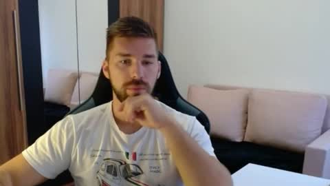 Snapshot of darius_94 chatting on 22, 10, 2025 darius_94 online show from 22, 10, 2025