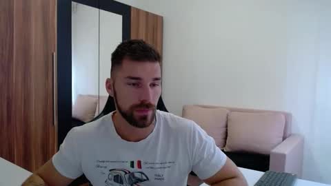 Snapshot of darius_94 chatting on 30, 10, 2025 darius_94 online show from 30, 10, 2025