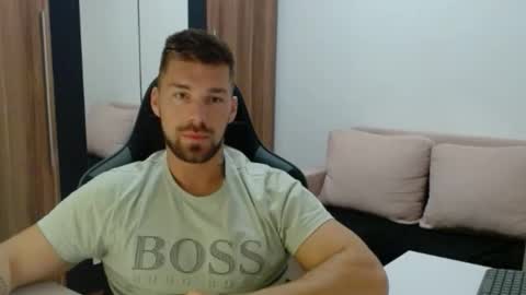 Snapshot of darius_94 chatting on 17, 11, 2025 darius_94 online show from 17, 11, 2025