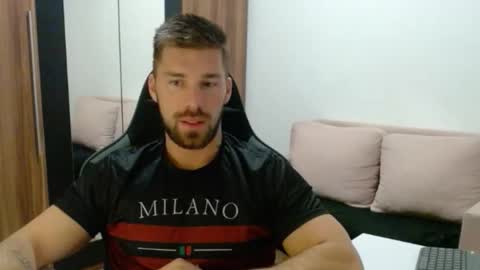 Snapshot of darius_94 chatting on 27, 11, 2025 darius_94 online show from 27, 11, 2025