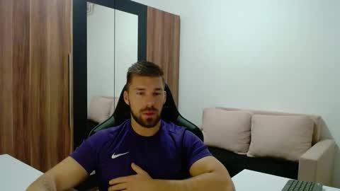 Snapshot of darius_94 chatting on 28, 11, 2025 darius_94 online show from 28, 11, 2025