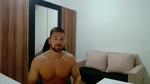 Snapshot of darius_94 chatting on 29, 11, 2025 darius_94 online show from 29, 11, 2025