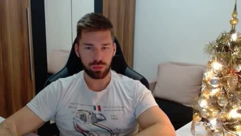 Snapshot of darius_94 chatting on 3, 12, 2025 darius_94 online show from 3, 12, 2025