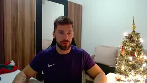 Snapshot of darius_94 chatting on 4, 12, 2025 darius_94 online show from 4, 12, 2025