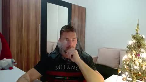 Snapshot of darius_94 chatting on 15, 12, 2025 darius_94 online show from 15, 12, 2025