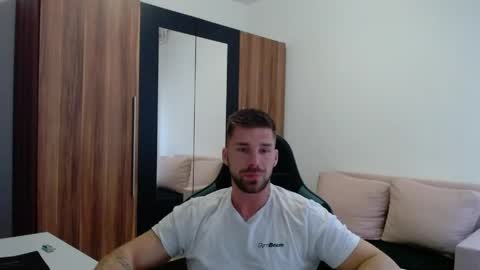 Snapshot of darius_94 chatting on 18, 4, 2026 darius_94 online show from 18, 4, 2026