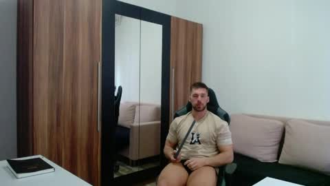 Snapshot of darius_94 chatting on 25, 4, 2026 darius_94 online show from 25, 4, 2026