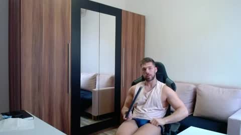 Snapshot of darius_94 chatting on 4, 5, 2026 darius_94 online show from 4, 5, 2026