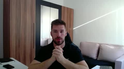 Snapshot of darius_94 chatting on 6, 5, 2026 darius_94 online show from 6, 5, 2026