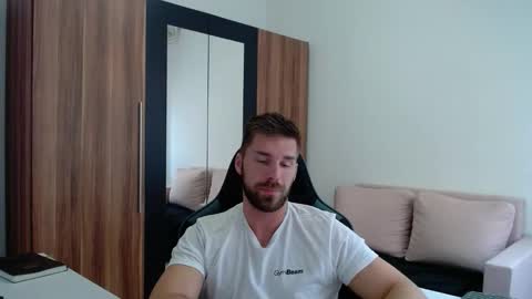 Snapshot of darius_94 chatting on 9, 5, 2026 darius_94 online show from 9, 5, 2026