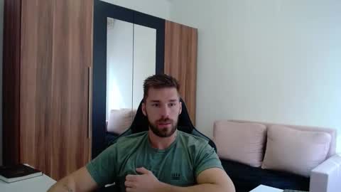 Snapshot of darius_94 chatting on 10, 5, 2026 darius_94 online show from 10, 5, 2026