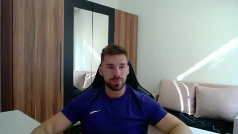 Snapshot of darius_94 chatting on 19, 5, 2026 darius_94 online show from 19, 5, 2026