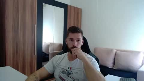 Snapshot of darius_94 chatting on 28, 5, 2026 darius_94 online show from 28, 5, 2026