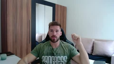 Snapshot of darius_94 chatting on 30, 5, 2026 darius_94 online show from 30, 5, 2026