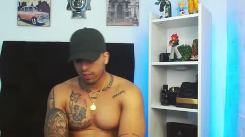 Darius Phoenix  online show from 12, 1, 2025