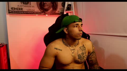 Darius Phoenix  online show from 8, 2, 2025