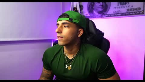 Darius Phoenix  online show from 12, 2, 2025