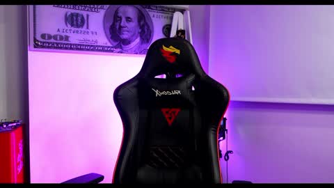 Darius Phoenix  online show from 18, 2, 2025