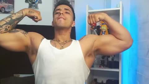 Darius Phoenix  online show from 28, 2, 2025