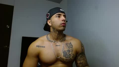 Darius Phoenix  online show from 19, 12, 2025